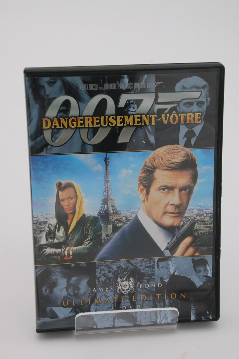 DVD 007 Dangereusement vôtre – Ultimate 2 DVD